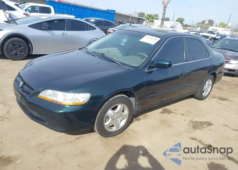 2000 Honda Accord 3.0 Ex z USA, uszkodzony, nr VIN 1HGCG1650YA071515